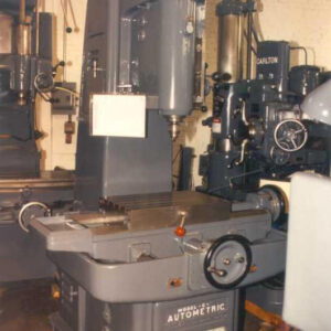 27" throat Kearney & Trecker Layout Drill, Model C3, Power Feed X-Axis 18", Y-axis 12", Infinitley Variable Spindle Speeds 50 thru 2,500 rpm, T-slotted Table 14" x 22.5", Auto Feed Quill, Taper 40 MT, Serial Number 3-5590 [D5202-5490]